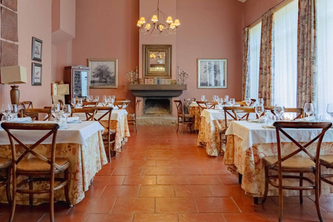 Posada Real Restaurante El Linar Del Zaire Burgohondo Ngoại thất bức ảnh